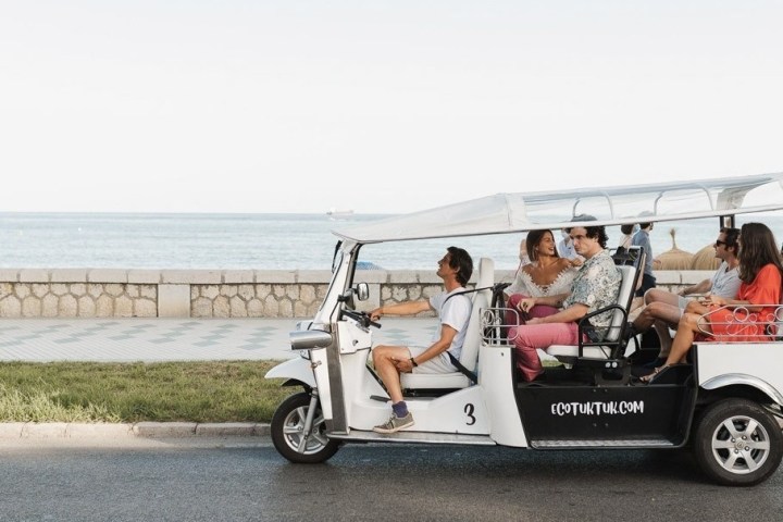 Tour experto Malaga Tuk Tuk