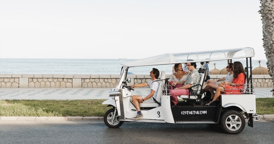 Tour experto Malaga Tuk Tuk Tour experto Malaga Tuk Tuk
